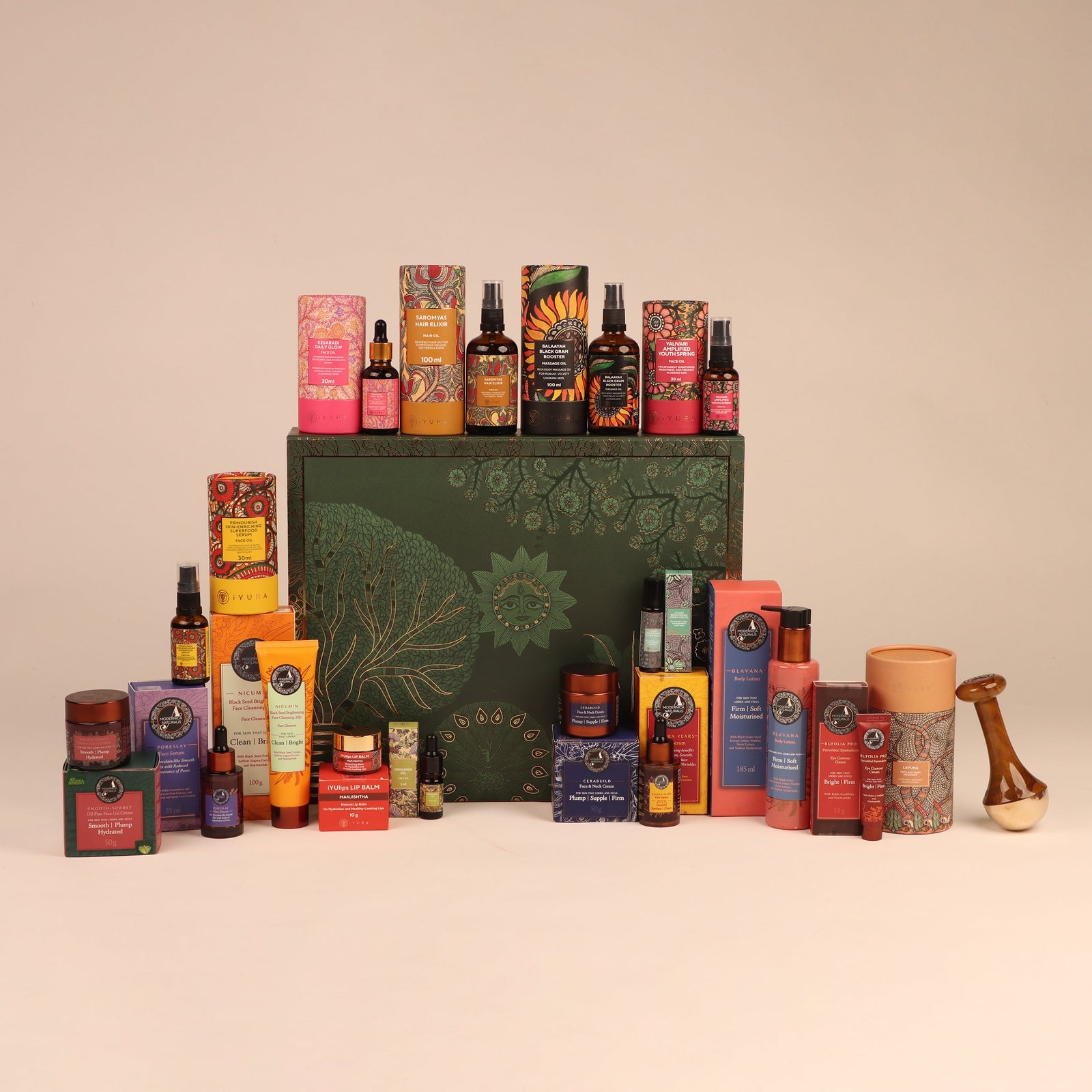 The Ayurveda Experience Treasure Box - 16 best-seller di sempre in un esclusivo cofanetto di lusso da collezione | Super Risparmio