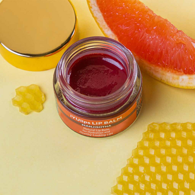 iYUlips: Burrocacao Manjistha